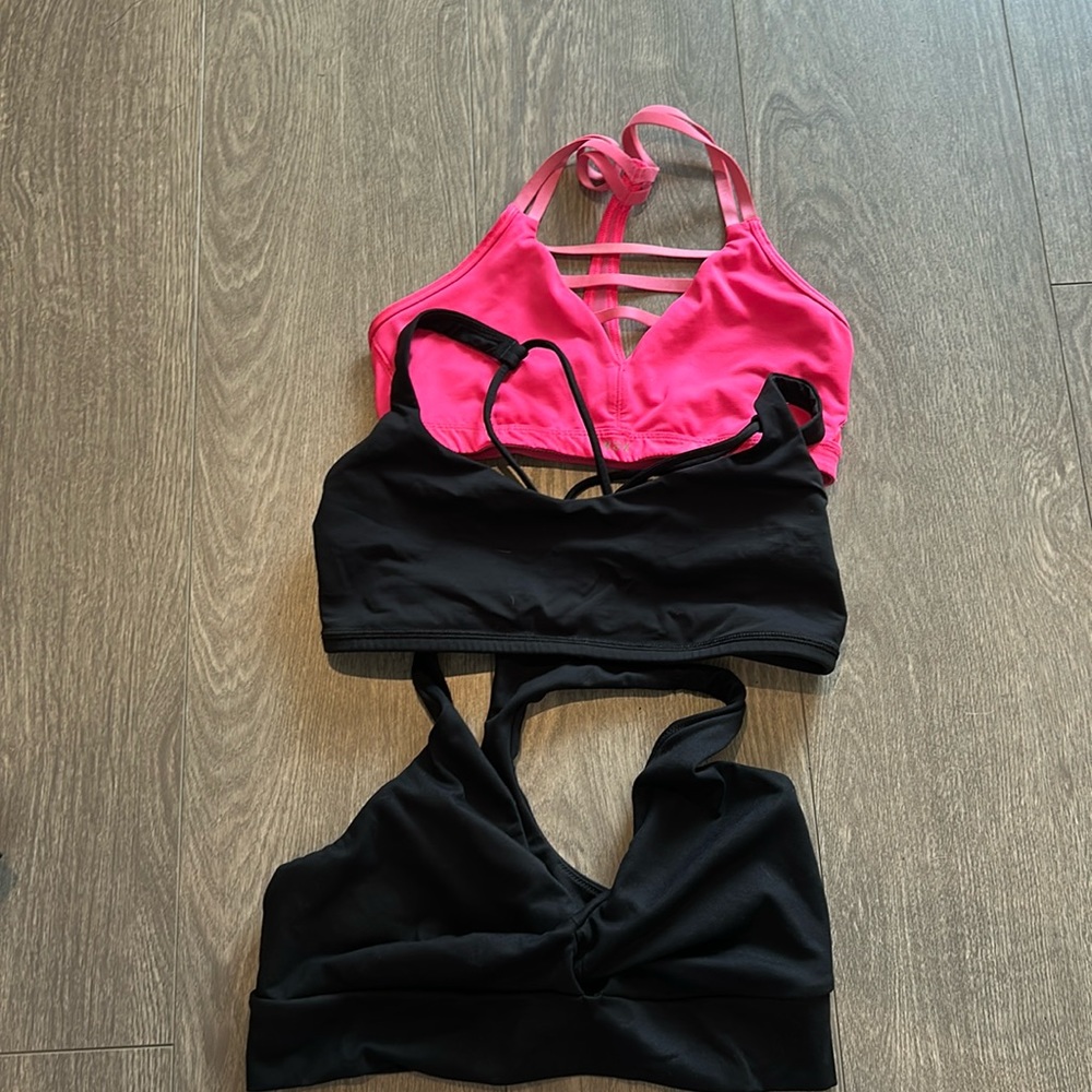 Bundle is vs and Lulu sports bras